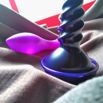 Использование попперс для облегчения проникновения при анальном сексе